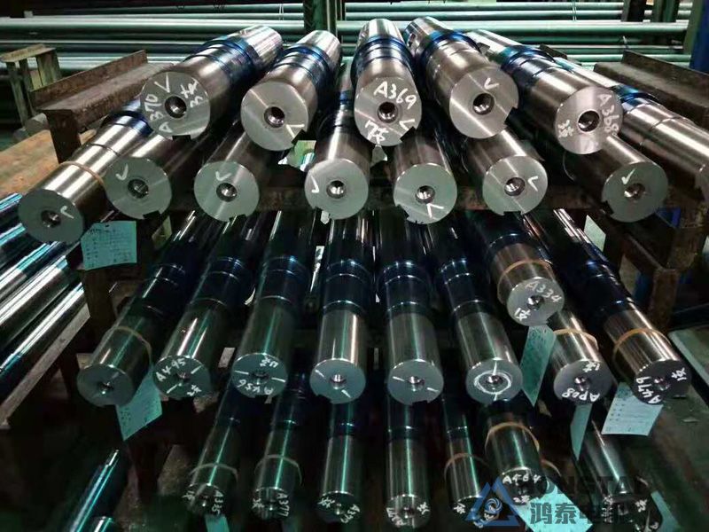 YBE2-132M2-6电机轴伸打螺纹孔定制